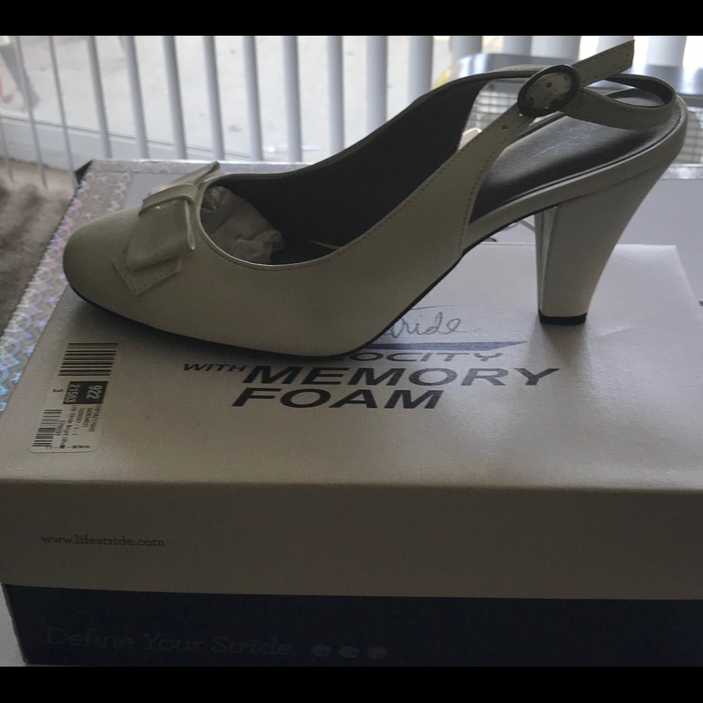 New Velocity with Memory Foam shoes